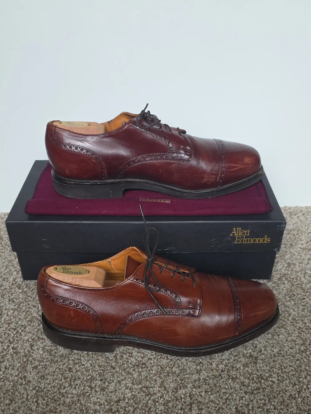 Allen Edmonds Shoes - Benton Chili (Brown) - Size 9.5